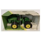 1/16 Ertl John Deere 9400 4WD Tractor