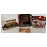 (4) 1/64 Case IH/New Holland Combines/Baler