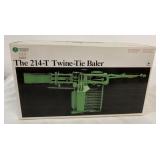 1/16 John Deere 214-T Twine-Tie Baler in Box