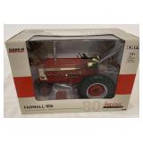 1/16 Ertl Case IH Farmall 806 Tractor