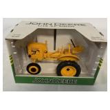 1/16 SpecCast John Deere LI Tractor