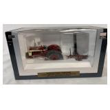 1/16 IH Farmall 340 Gas Tractor w/#31 Mower