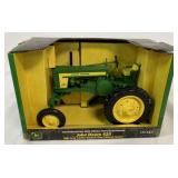 1/16 Ertl John Deere 620 High Crop Tractor