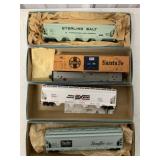 4 Athearn HO train cars