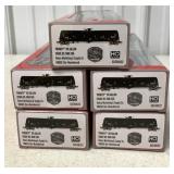 (5) Scale Trains Crude Oil Tank Cars HO Scale