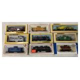 (9) Bachmann HO Train Cars