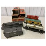 5 Lionel train cars