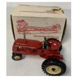 1/16 Ertl Cockshutt 20 w/ box