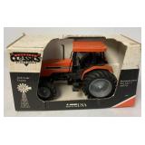 1/16 Scale Models AGCO-Allis 8765 Tractor in box
