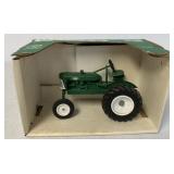 1:16 Scale SpecCast Oliver 440 Tractor in box