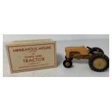 1/32 Minneapolis Moline 445 Power Lined Tractor