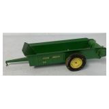 1/16 Ertl John Deere 44 Manure Spreader