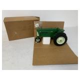 1:16 SpecCast Oliver 880 with box