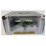 1:16 Scale Oliver Model 540 Planter in box