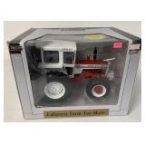 1/16 SpecCast White Oliver 1855 Tractor in box