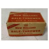 1/16 New Holland Model Bale thrower and 6 bales