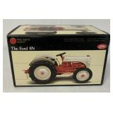 1/16 Ertl Precision Series The Ford 8N in box