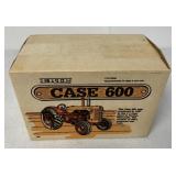 1/16 Ertl Case 600 in box