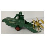 1/16 Slik Toy Oliver combine