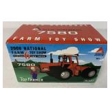 1/32 Ertl Allis-Chalmers 7580 Tractor