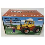 1/32 Ertl Case 2470 Traction King Tractor