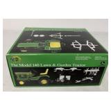 1/16 Ertl John Deere 140 Lawn & Garden Tractor