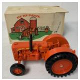 1:16 scale Ertl Case 500 w/box