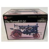 1:16 Scale Farmall F-20 in box