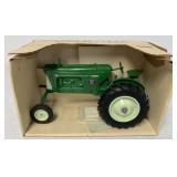 1/16 Spec-Cast Oliver 770 Tractor