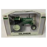 1/16 SpecCast Oliver 1955 Tractor with Dual Spin O