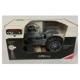 1/16 Scale Models Massey Ferguson TO 20 Tractor