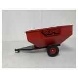 1:16 Scale White Farm Equipment Grain Wagon