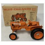 1:16 scaleSpecCast Allis-Chalmers D10 w/ box