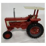 1/16 Ertl IH Farmall 706 Diesel Tractor