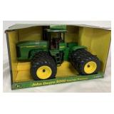 1/16 Ertl John Deere 9200 Tractor in box