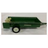 1/16 Ertl Oliver Manure Spreader