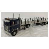 1/16 Freightliner Cabover Custom Semi w/ Trailer