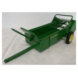 1/8 John Deere Manure Spreader