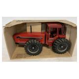 1/16 Ertl International IH 6388 2+2 Tractor