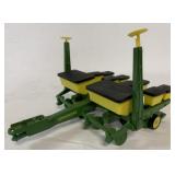 1/16 Ertl Joihn Deere Planter/Seeder
