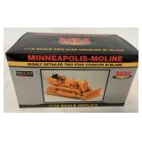 1/16 Minneapolis-Moline Two Star Crawler/Blade