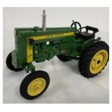 1/16 John Deere 320 - Stephan