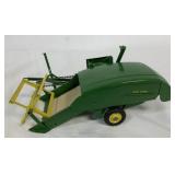 1/16 FoxFire Farm John Deere Model A Tractor