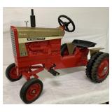 IH Farmall 1456 Demonstrator Pedal Tractor