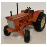1/16 Ertl Allis-Chalmers D21 Tractor