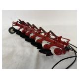 1/16 White 6 Btm Plow - Deters