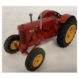 1/16 Massey Harris Twin Power Pacemaker