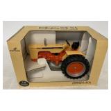 1/8 Case 730 Comfort King Tractor