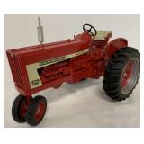 1/8 McCormick Farmall 806 Diesel Tractor