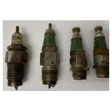 4 Splitdorf spark plugs